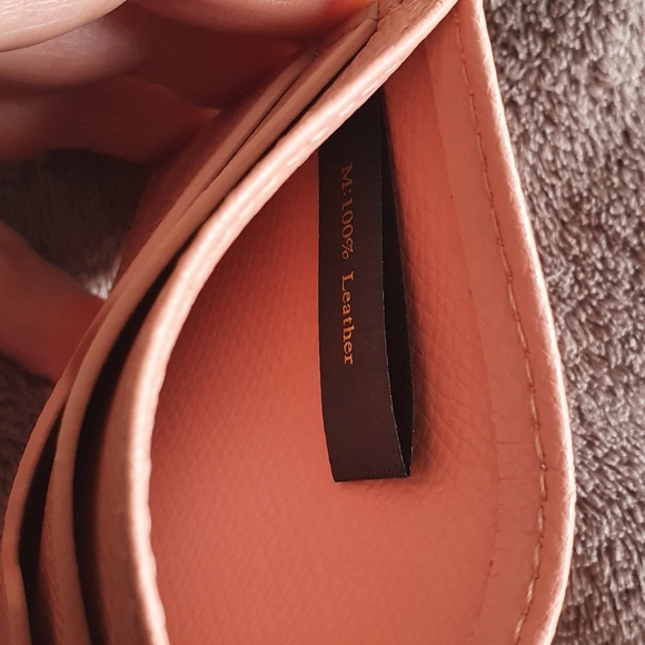 Oroton Slim Card Holder - Picture 5 of 6